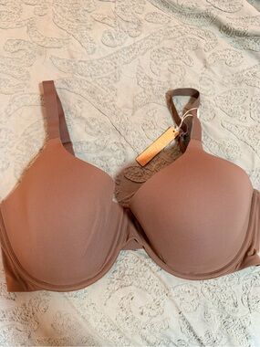 SKIMS Smooth Molded T-Shirt Bra in Dusty Rose